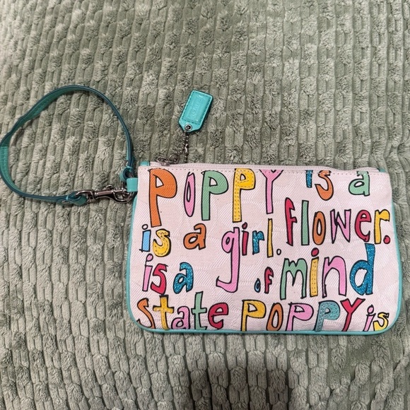Coach Poppy RARE large multicolored wristlet - Picture 1 of 16